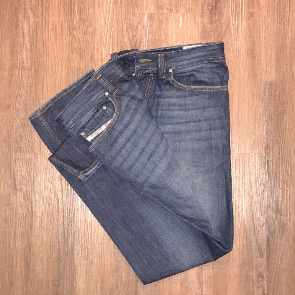 Men’s Diesel Jeans - Picture 2 of 7